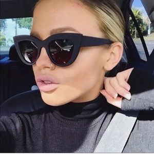 Vintage Matte Black Cat Eye Sunglasses